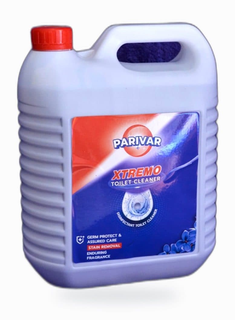 Parivar Xtremo Toilet Cleaner (2 of 2)