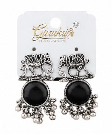 Small oxidised earrings (3 of 7)