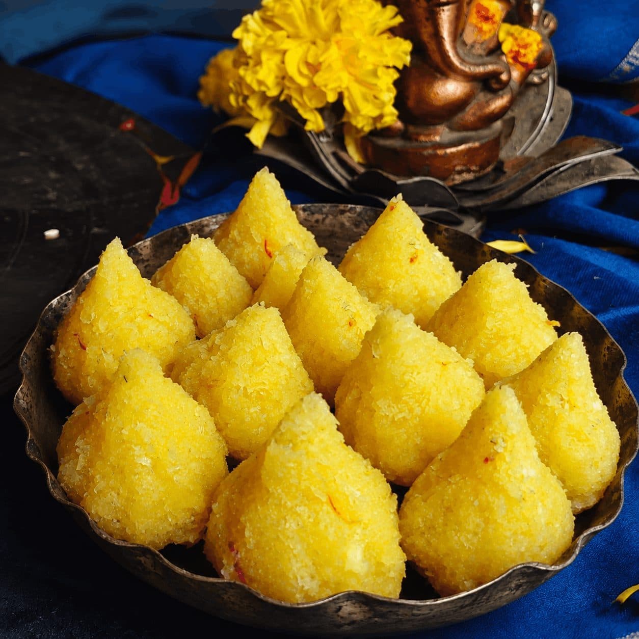 Special Coconut Modak / स्पेशल नारियल मोदक (2 of 2)