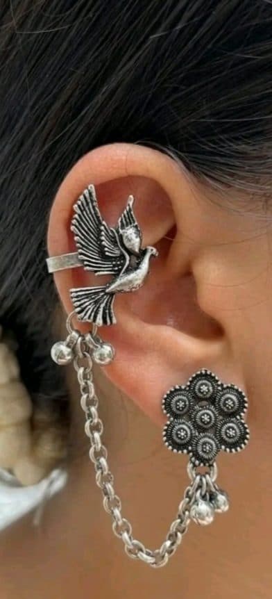 Oxidised earcuff (3 of 5)
